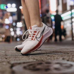 Women's Nike Pegasus 38 BTC DH4254-100